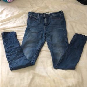 Abercrombie and Fitch skinny jeans
